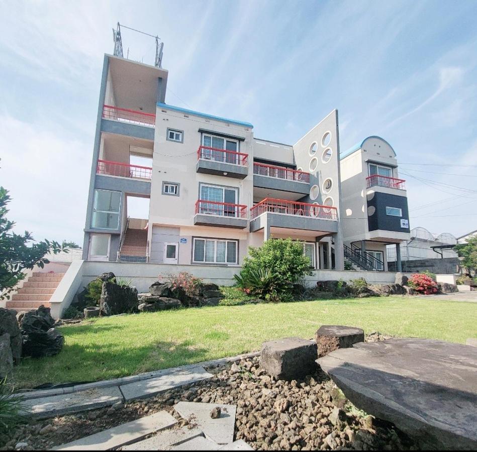 Jeju Soroan Pension Seogwipo Eksteriør billede