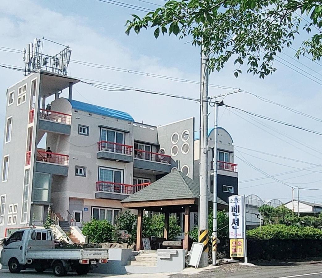 Jeju Soroan Pension Seogwipo Eksteriør billede